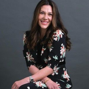 Meet your Posher, Naomi